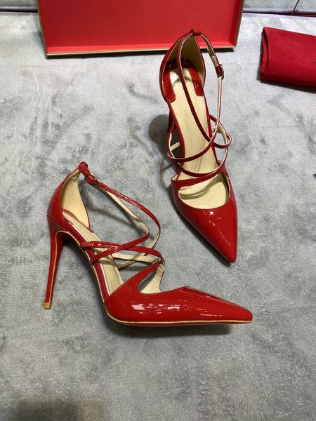 2021 spring summer stiletto heel sandals pointed toes genuine leather cross strap design red outsole for ladies, Black
2021 spring summer stiletto heel sandals pointed toes genuine leather cross strap design red outsole for ladies, Black