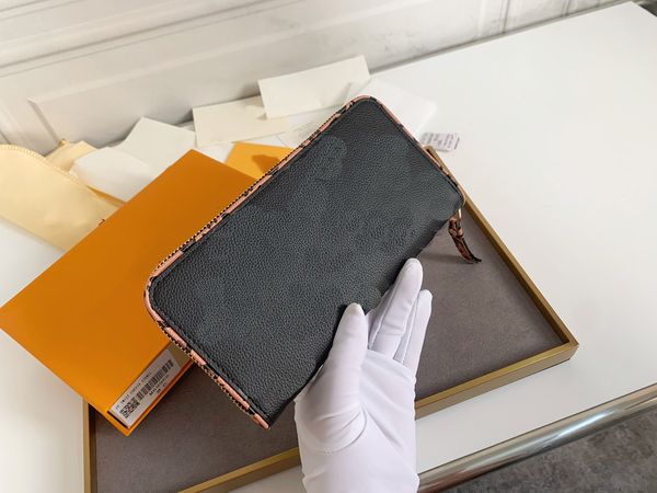 2022 designer luxury women's wallet coin purse women fashion classic wallets 80680, Red;black
2022 designer luxury women's wallet coin purse women fashion classic wallets 80680, Red;black
