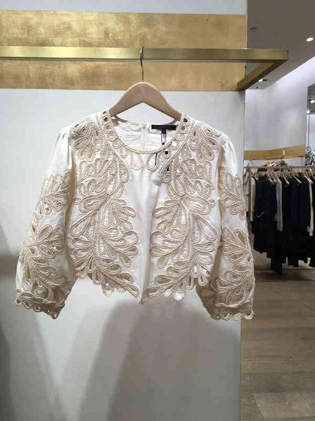 women's polos retro lace stitched long sleeve shirt female french minority spring and summer short high-end personalized trend, White
women's polos retro lace stitched long sleeve shirt female french minority spring and summer short high-end personalized trend, White