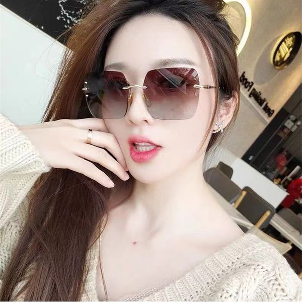 sunglasses box personality rivet frameless trimming bamboo leg plain shade anti ultraviolet 2ljj, White;black
sunglasses box personality rivet frameless trimming bamboo leg plain shade anti ultraviolet 2ljj, White;black