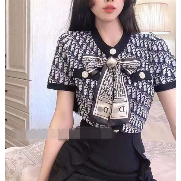 new style small fragrance bowknot brooch sleeved sweater slim 80% off factory wholesale, White
new style small fragrance bowknot brooch sleeved sweater slim 80% off factory wholesale, White