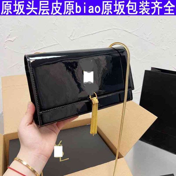 leather chain women's paint high-grade sense bright leather messenger black high-grade sense bright face ins super fire
leather chain women's paint high-grade sense bright leather messenger black high-grade sense bright face ins super fire