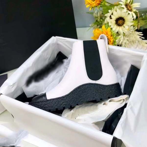 luxury womens boots calfskin genuine leather autumn and winter martin boot level fashion platform shoes size 35-41 with box, Black
luxury womens boots calfskin genuine leather autumn and winter martin boot level fashion platform shoes size 35-41 with box, Black
