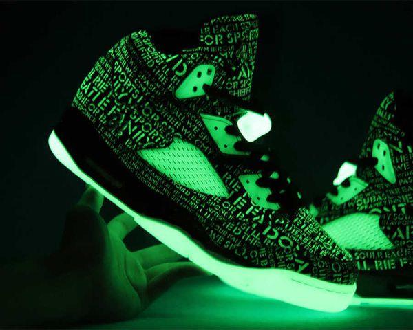 basketball shoes 2021 mens 5s doernbecher jade horizon fire red racer blue oregon michigan oil grey running trainers designer sneakers
basketball shoes 2021 mens 5s doernbecher jade horizon fire red racer blue oregon michigan oil grey running trainers designer sneakers