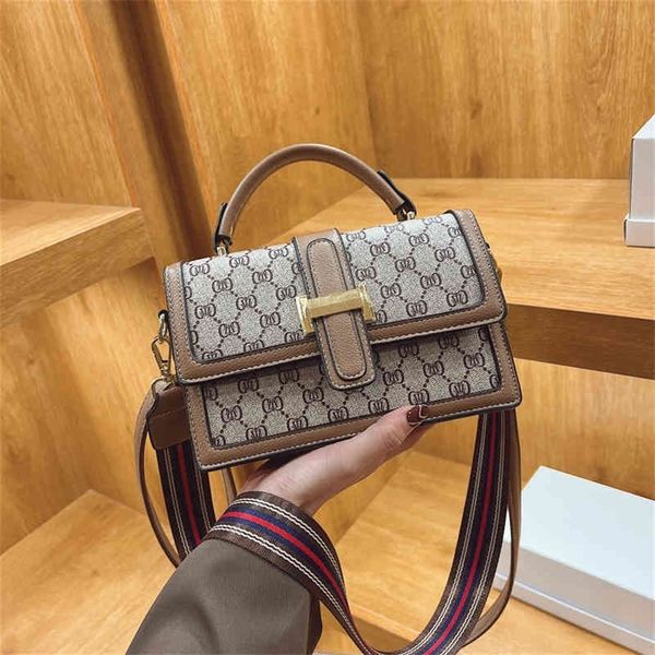 66% off trendy bags 2022 new designer handbags sense trendy version fashionable light luxury portable square versatile one
66% off trendy bags 2022 new designer handbags sense trendy version fashionable light luxury portable square versatile one