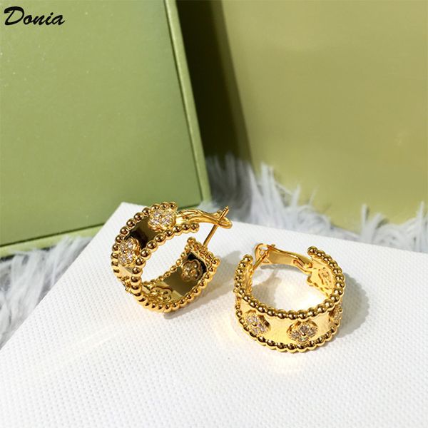donia jewelry luxury stud european and american fashion four-leaf flower titanium steel three-color creative designer earrings with box, Golden;silver
donia jewelry luxury stud european and american fashion four-leaf flower titanium steel three-color creative designer earrings with box, Golden;silver
