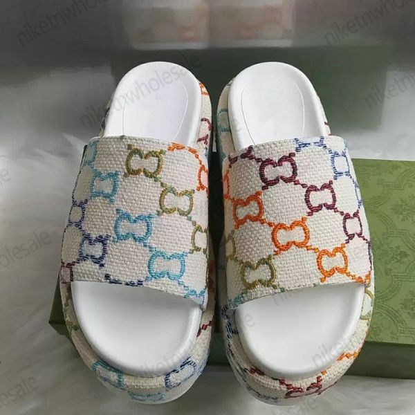 2022 designers colorful slippers in platform fabric for men women floral slides woman flats platform sandals rubber brocade gear bottoms, Black
2022 designers colorful slippers in platform fabric for men women floral slides woman flats platform sandals rubber brocade gear bottoms, Black