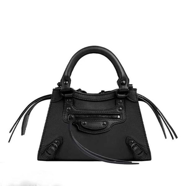 neo classic bag designer women handbags crossbody motorcycle bags genuine leather fashion trend ladies black handle purses
neo classic bag designer women handbags crossbody motorcycle bags genuine leather fashion trend ladies black handle purses