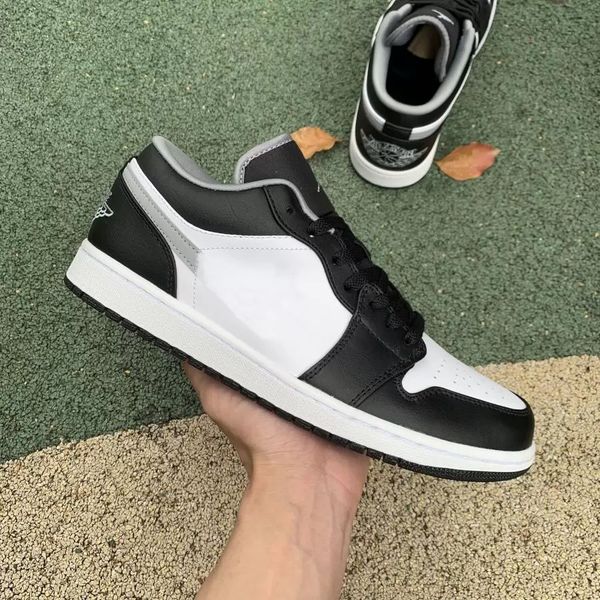 classic designer men's casual shoes skate rubber sole sport runner shoe sneaker mens low platform trainers 36-45, Black
classic designer men's casual shoes skate rubber sole sport runner shoe sneaker mens low platform trainers 36-45, Black