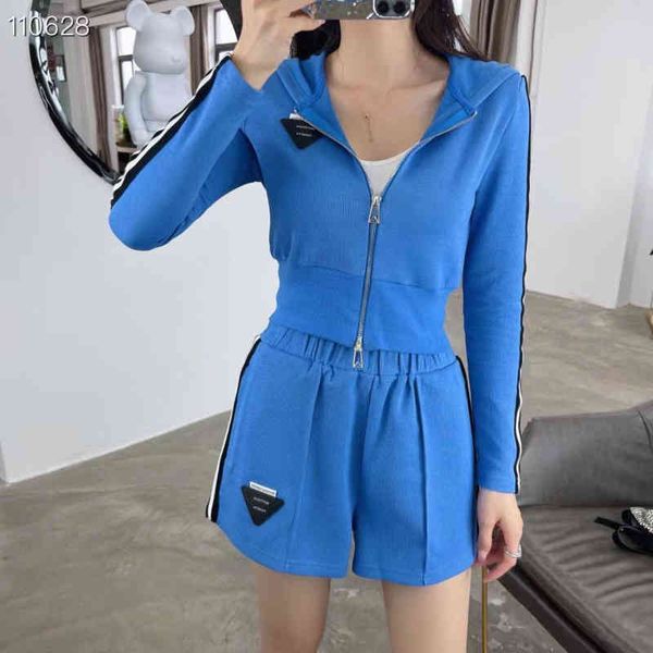 women's short tracksuit striped panel slim fit long sleeve jacket above knee shorts premium shoulder pad design bv fashion ladies sport, Gray
women's short tracksuit striped panel slim fit long sleeve jacket above knee shorts premium shoulder pad design bv fashion ladies sport, Gray