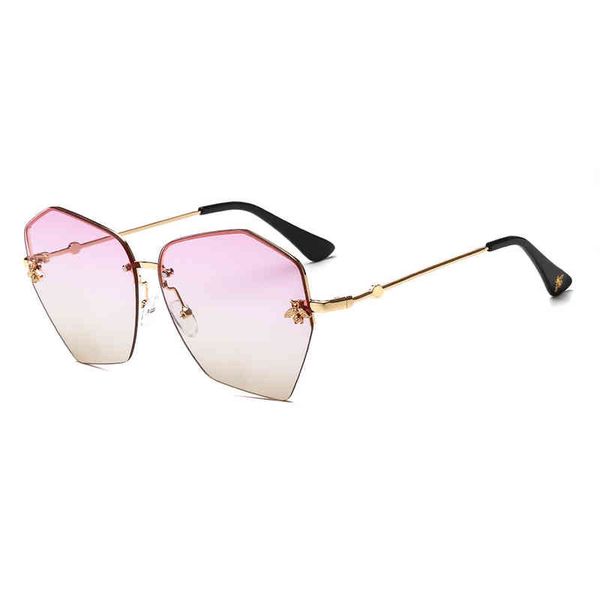 new irregular sunglass metal framels little bee sunglass men's and women's korean sunglass 221, White;black
new irregular sunglass metal framels little bee sunglass men's and women's korean sunglass 221, White;black