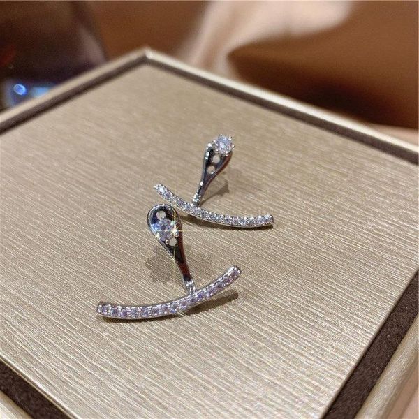 stud 2022 elegant exquisite micro zircon inlaid back and front earrings gold plated metal for women girls jewelry, Golden;silver
stud 2022 elegant exquisite micro zircon inlaid back and front earrings gold plated metal for women girls jewelry, Golden;silver