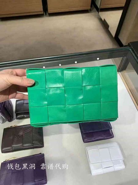 designer bottegas bag wax oil small square cassette woven diagonal single shoulder waist venetas leather zc
designer bottegas bag wax oil small square cassette woven diagonal single shoulder waist venetas leather zc