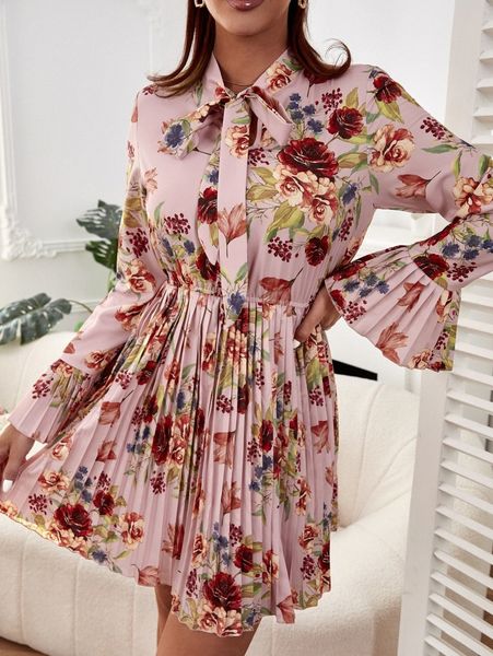 floral print pleated hem flounce sleeve tie neck dress 355c#, Black;gray
floral print pleated hem flounce sleeve tie neck dress 355c#, Black;gray