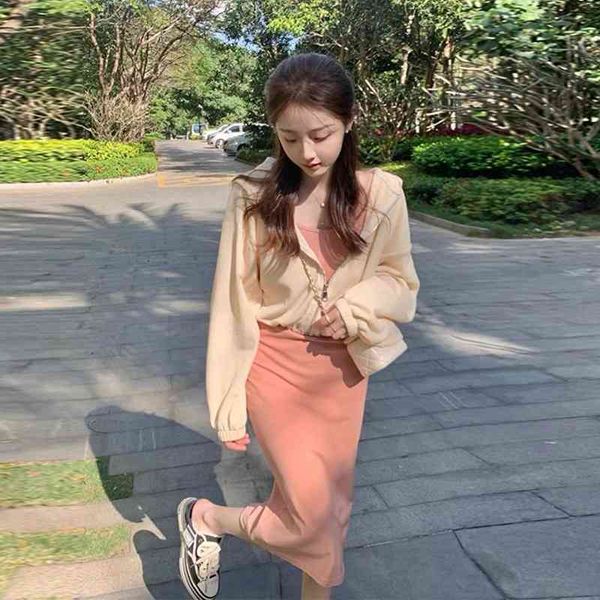 two piece dress 2022 early spring women's net red age reduction fried street leisure small fragrance sweater suspender dress two-piece, White
two piece dress 2022 early spring women's net red age reduction fried street leisure small fragrance sweater suspender dress two-piece, White