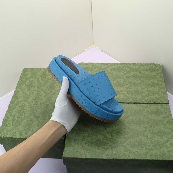 2022 women's luxury designer sandals slippers leather summer flat slippers thick sole fashion beach big head rainbow letters 35-42 09, Black
2022 women's luxury designer sandals slippers leather summer flat slippers thick sole fashion beach big head rainbow letters 35-42 09, Black