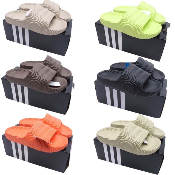 summer slippers in the home comfortable non-slip bathroom shower deodorant cool drag for women and men, Black
summer slippers in the home comfortable non-slip bathroom shower deodorant cool drag for women and men, Black