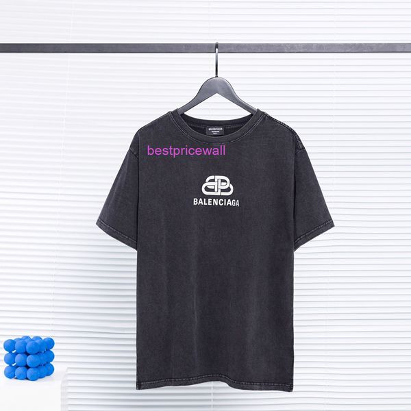 men t-shirts balencaigass correct version 22ss trendy classic lock letter printed round neck short sleeve t-shirt, White;black
men t-shirts balencaigass correct version 22ss trendy classic lock letter printed round neck short sleeve t-shirt, White;black