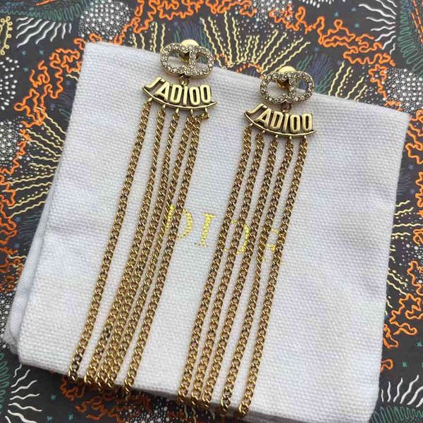 2022 factory wholesale new di home full diamond tassel vintage female earrings accessories, Golden
2022 factory wholesale new di home full diamond tassel vintage female earrings accessories, Golden