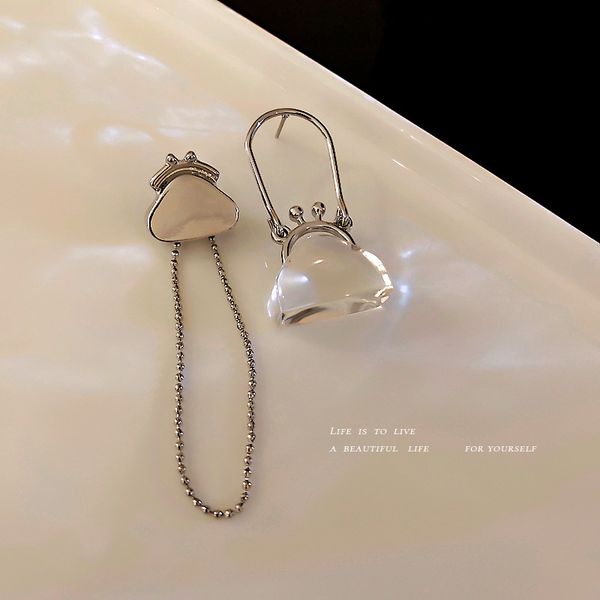 925 silver needle asymmetric tassel bag earrings female korean niche design earrings artistic style simple eardrop, Golden 
925 silver needle asymmetric tassel bag earrings female korean niche design earrings artistic style simple eardrop, Golden