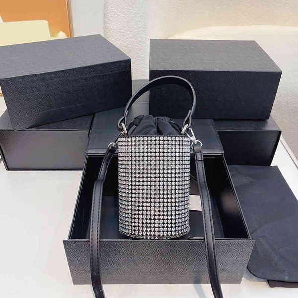 shoulder bags bucket bags woman totes women designer handbags diamonds crossbody bag evening bag clutches wallets purses 220620
shoulder bags bucket bags woman totes women designer handbags diamonds crossbody bag evening bag clutches wallets purses 220620