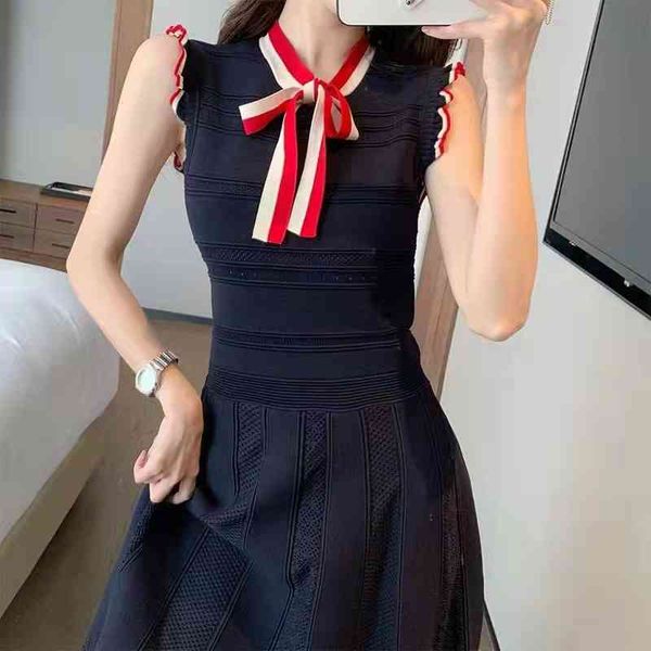 casual dresses summer bowknot lace up sleeveless dress slim contrast women's knitted skirt, Black;gray
casual dresses summer bowknot lace up sleeveless dress slim contrast women's knitted skirt, Black;gray