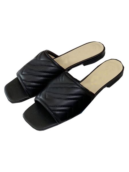 2022 luxury designer flats shoess slippers slides fashion thick bottom sandals letter embroidery slides lady sandal beach flat shoes with bo, Black
2022 luxury designer flats shoess slippers slides fashion thick bottom sandals letter embroidery slides lady sandal beach flat shoes with bo, Black