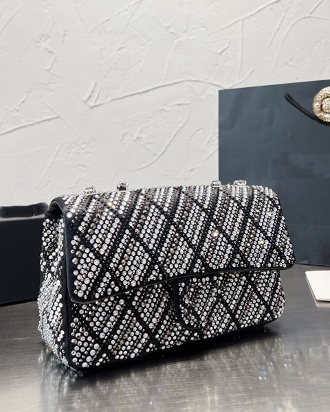 diamonds shoulder bag women crossbody bags handbag purse genuine leather diamond lattice high-quality wallet solid hardware fashion letters
diamonds shoulder bag women crossbody bags handbag purse genuine leather diamond lattice high-quality wallet solid hardware fashion letters