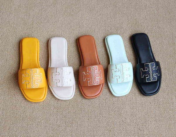 slippers women wear 2022 leather flat bottomed sandals 's fashion heels casual and versatile open toe flip flops, Black
slippers women wear 2022 leather flat bottomed sandals 's fashion heels casual and versatile open toe flip flops, Black