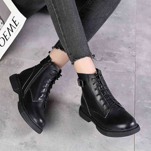 slippers cowhide martin boots women's british style autumn winter thick soled large single versatile children's short 6937, Black
slippers cowhide martin boots women's british style autumn winter thick soled large single versatile children's short 6937, Black