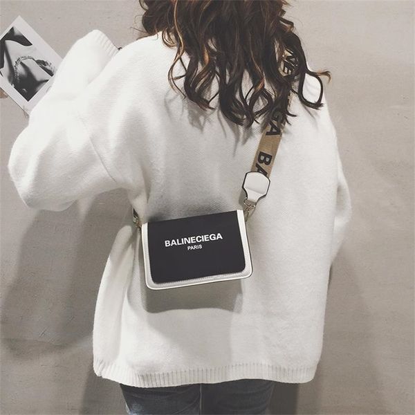 ins super fire female new korean student versatile chain small square bright piece buckle messenger bag 70% off factory online
ins super fire female new korean student versatile chain small square bright piece buckle messenger bag 70% off factory online