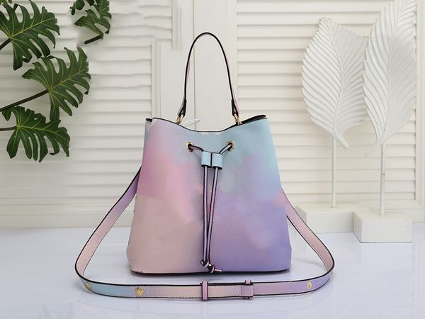 brand luxury design vintage bucket bag 2022 women's fashion retro style one shoulder crossbody bags printed color handbag
brand luxury design vintage bucket bag 2022 women's fashion retro style one shoulder crossbody bags printed color handbag