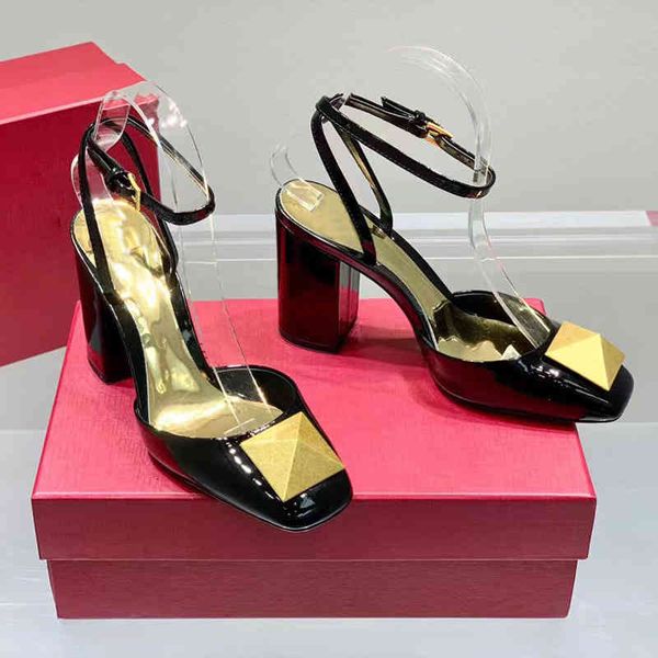 latest fashion thick heel women's sandals 9cm high heel dress shoes black patent leather gold buckle ankle band banquet designer f 7lbb
latest fashion thick heel women's sandals 9cm high heel dress shoes black patent leather gold buckle ankle band banquet designer f 7lbb