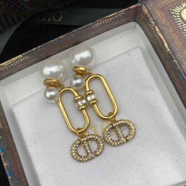 fine jewellery ornament charm earring pearl full diamond earrings old personalized female earrings temperament personalized jewelry, Golden
fine jewellery ornament charm earring pearl full diamond earrings old personalized female earrings temperament personalized jewelry, Golden