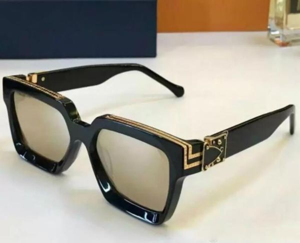 2022 wholesale sunglasses luxury women spectacles stylish glasses polarized for mens womens glass uv400 eyewear no, White;black
2022 wholesale sunglasses luxury women spectacles stylish glasses polarized for mens womens glass uv400 eyewear no, White;black