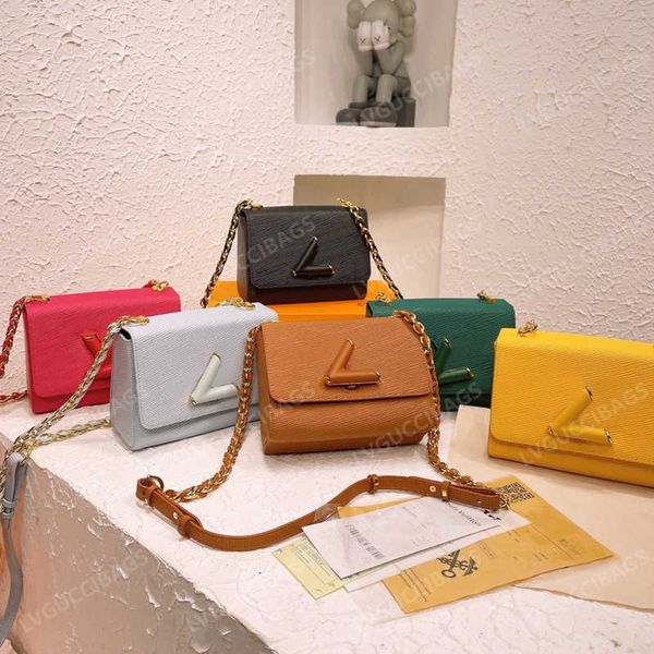 fashion designer twist bag water ripple luxury classic original leather shoulder cross boat women with metal letters
fashion designer twist bag water ripple luxury classic original leather shoulder cross boat women with metal letters