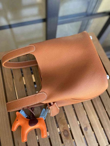 designer brand h handbags 2022 new women's basket leather hand trend autumn winter large capacity bucket trfp
designer brand h handbags 2022 new women's basket leather hand trend autumn winter large capacity bucket trfp