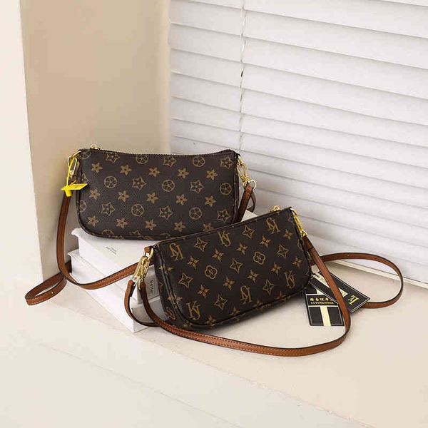 women's high sense classic popular old flower single shoulder mahjong versatile foreign style messenger bag luxury designer
women's high sense classic popular old flower single shoulder mahjong versatile foreign style messenger bag luxury designer