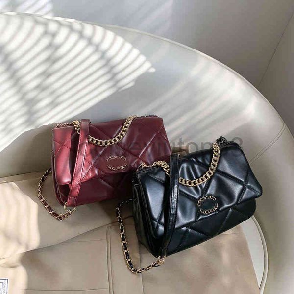 designer channel bag messenger tote handbag man woman casual fashion luxurious single shoulder diagonal straddle chain bag
designer channel bag messenger tote handbag man woman casual fashion luxurious single shoulder diagonal straddle chain bag