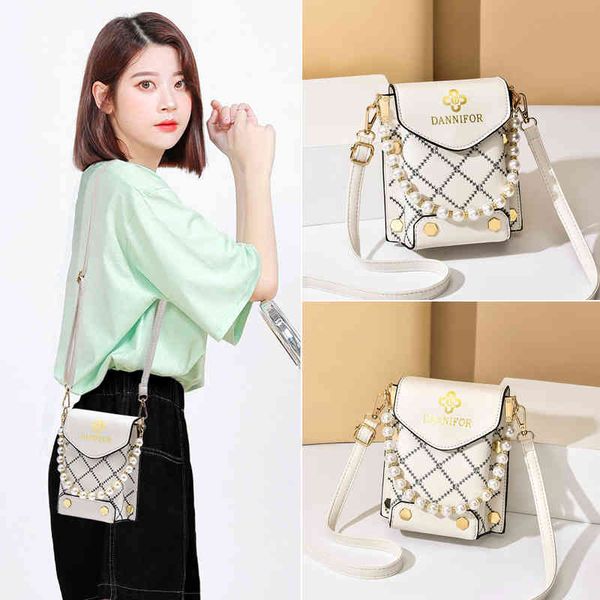 new fashion embroidered thread diagonal women luxury diamond party evening chain shoulder bag
new fashion embroidered thread diagonal women luxury diamond party evening chain shoulder bag