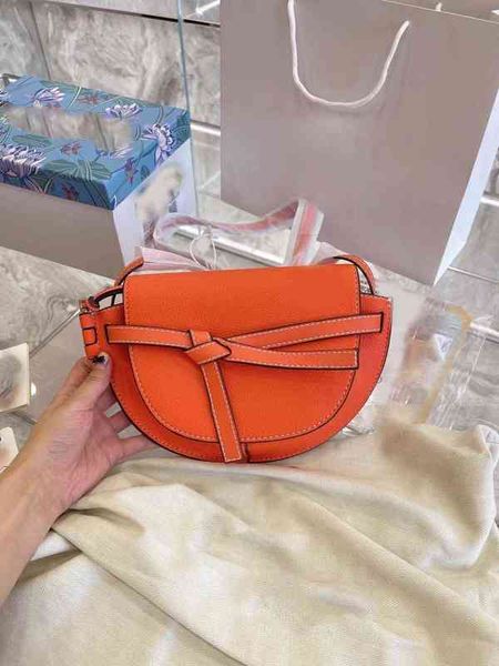 crossbody bags women leather handbag pure color shoulder simple atmosphere messenger purses change wallet 1026
crossbody bags women leather handbag pure color shoulder simple atmosphere messenger purses change wallet 1026