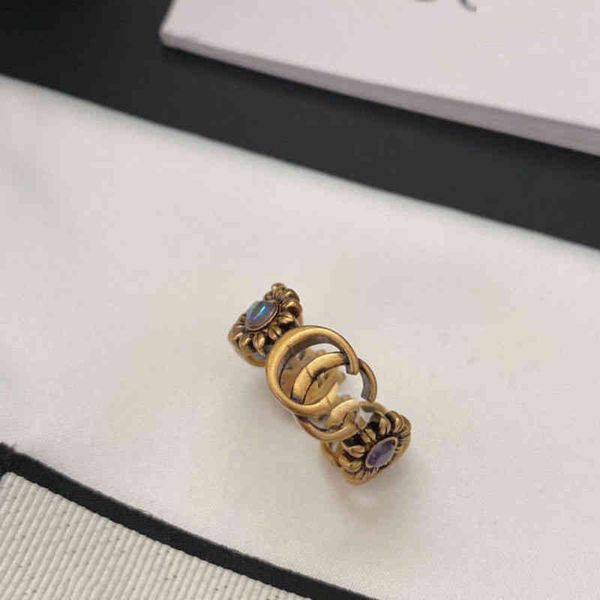 ins selling gu 2022cci new men and women ancient family double g letter daisy turquoise ring female light luxury fashion ring couple, Golden;silver
ins selling gu 2022cci new men and women ancient family double g letter daisy turquoise ring female light luxury fashion ring couple, Golden;silver