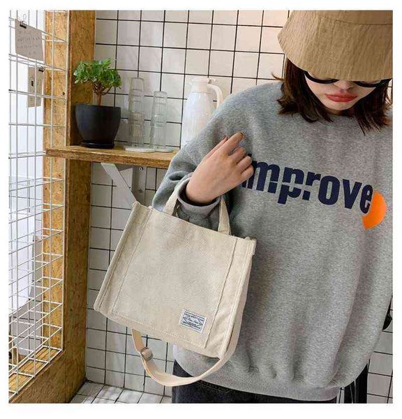 evening bags luxury designer handbag corduroy ladies 2022 new trend single shoulder solid color buckle messenger small square 220705 
evening bags luxury designer handbag corduroy ladies 2022 new trend single shoulder solid color buckle messenger small square 220705