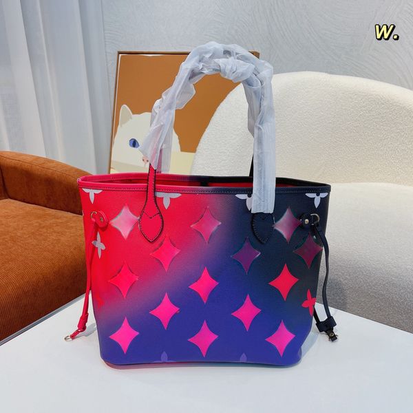 women luxurys designers totes onthego shopping bags game on handbag gradient shouder crossbody bag genuine leather ladies handbags 33*17*29c
women luxurys designers totes onthego shopping bags game on handbag gradient shouder crossbody bag genuine leather ladies handbags 33*17*29c