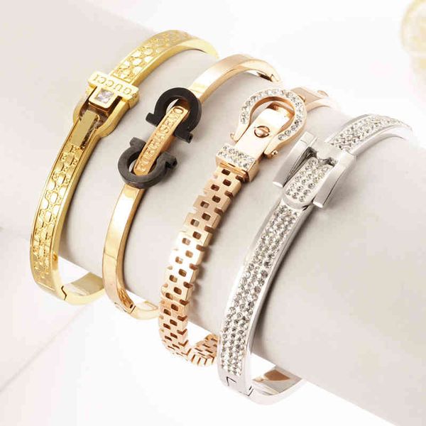 selling fashion zircon point drill belt buckle concealed bracelet, versatile diamond steel bracelet accessories famous brand, White 
selling fashion zircon point drill belt buckle concealed bracelet, versatile diamond steel bracelet accessories famous brand, White