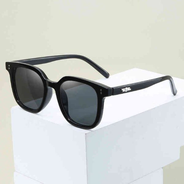 2022 new small frame women's advanced men summer new fashion sunglasses versatile gm, White;black
2022 new small frame women's advanced men summer new fashion sunglasses versatile gm, White;black