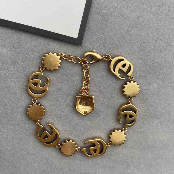 fine jewellery pendant necklaces chain bracelets double sunflower daisy bracelet antique copper chrysanthemum female bracelet jewelry, Black
fine jewellery pendant necklaces chain bracelets double sunflower daisy bracelet antique copper chrysanthemum female bracelet jewelry, Black