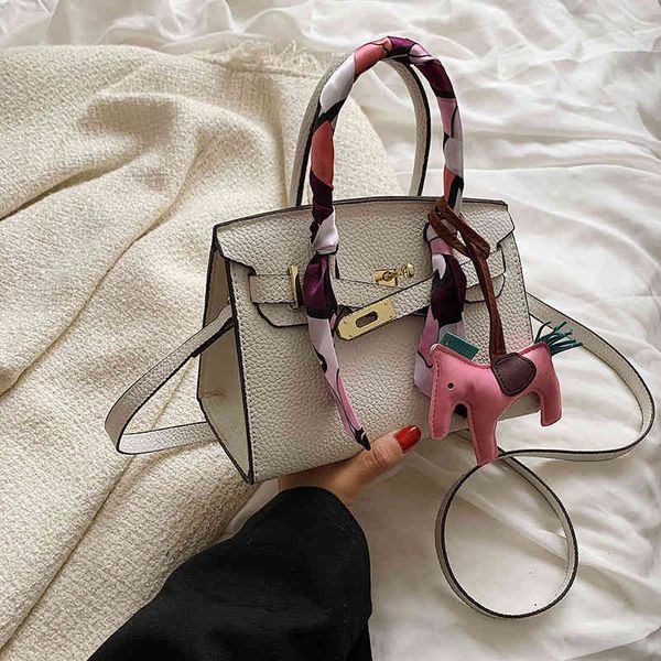 handbags 70% off lovely silk scarf small square bag women's 2022 urban elegant and simple atmosphere pu sling one shoulder messenger pu
handbags 70% off lovely silk scarf small square bag women's 2022 urban elegant and simple atmosphere pu sling one shoulder messenger pu