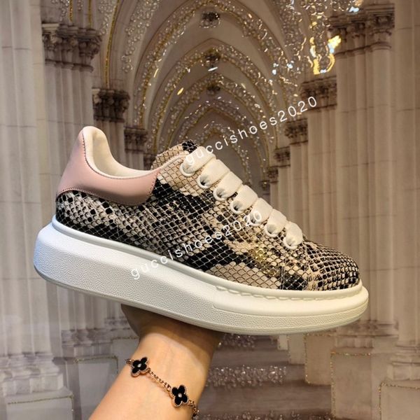 designer casual shoes platform men women sneakers graffiti clear sole glitter grey knit lace-up mens trainers outdoor walking jogging, Black;red
designer casual shoes platform men women sneakers graffiti clear sole glitter grey knit lace-up mens trainers outdoor walking jogging, Black;red