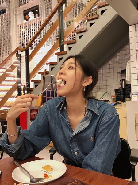 women's blouses & shirts designer zheng xiujing's rl raf american war horse embroidery washed denim shirt for men and women fz2w, White
women's blouses & shirts designer zheng xiujing's rl raf american war horse embroidery washed denim shirt for men and women fz2w, White